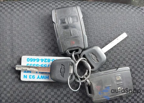 2014 Chevrolet Silverado 1500 1Lt из США, поврежденный, VIN 1GCVKREH0EZ316858